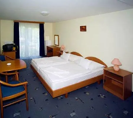 Hotel Solaris 3*