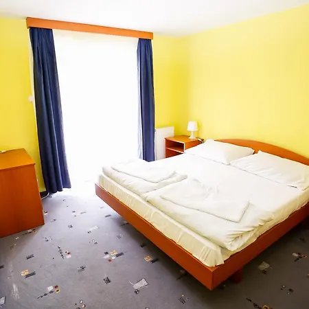 Hotel Solaris